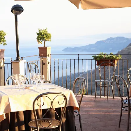 Hotel Agostiniana Santa Teresa Di Riva